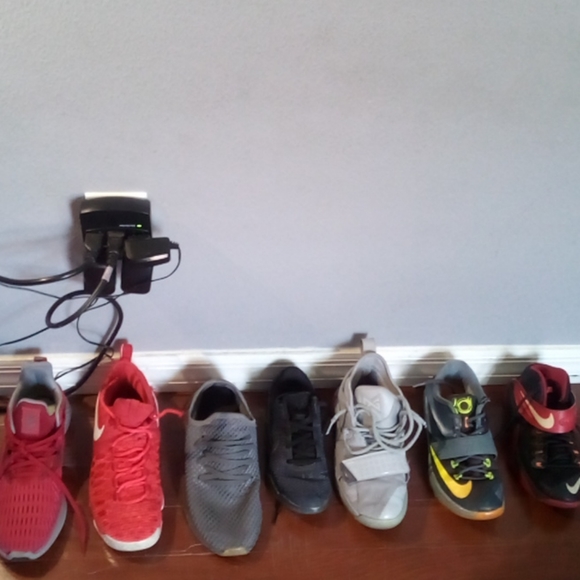 Shoes - Picture 7 of 10